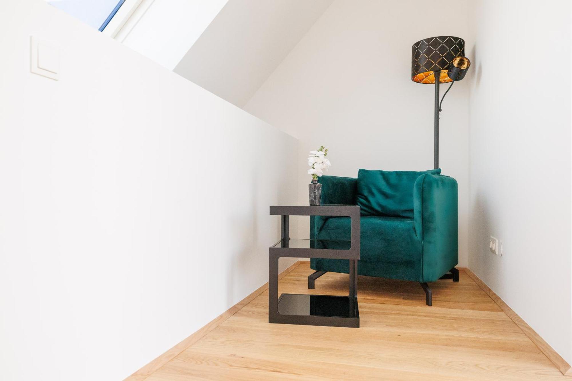 Symphony Apartments 42 - Modern Loft With Terrace And Grill In Central Location 维也纳 外观 照片