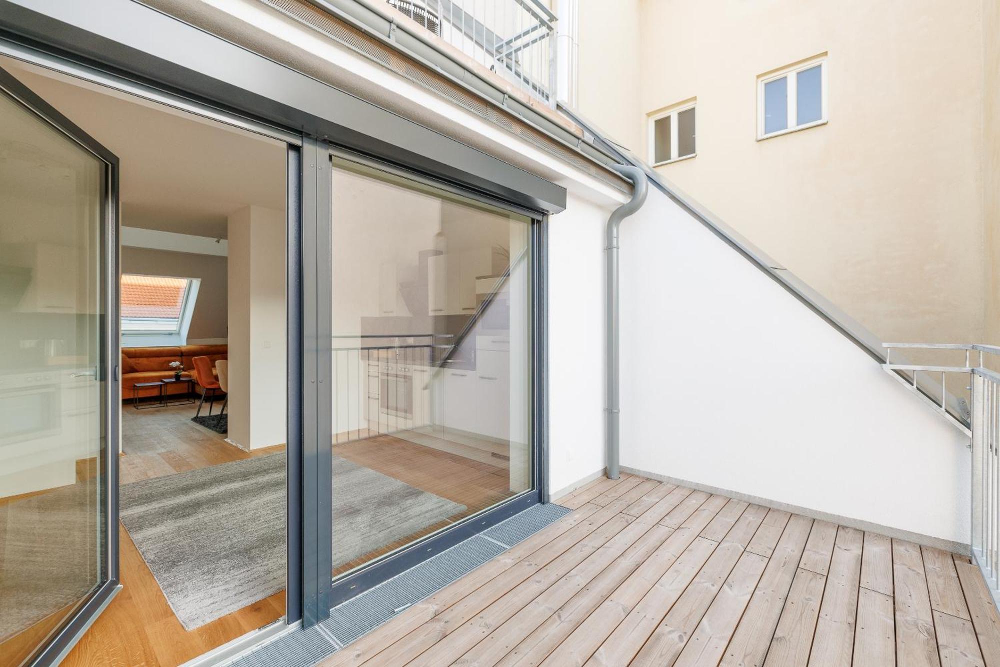 Symphony Apartments 42 - Modern Loft With Terrace And Grill In Central Location 维也纳 外观 照片